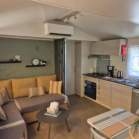 캠프장 Le Chevreuil Claouey